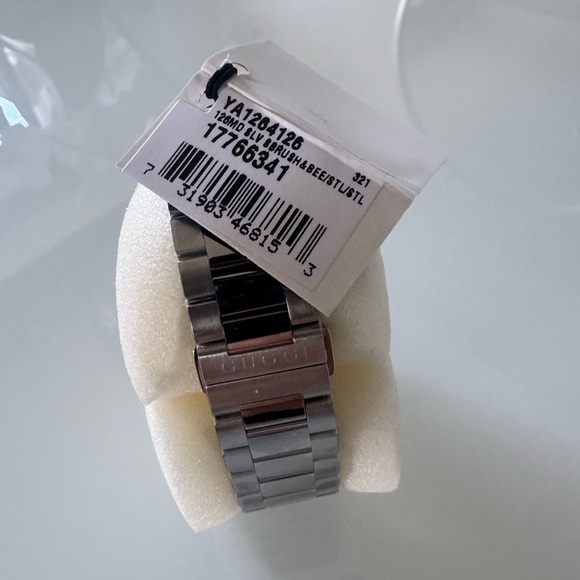 Gucci Bee Watch - Picture 15 of 15